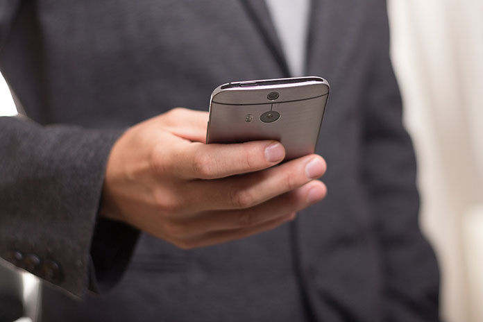 Kilka powodów, dla których warto zainwestować w nowy telefon konferencyjny